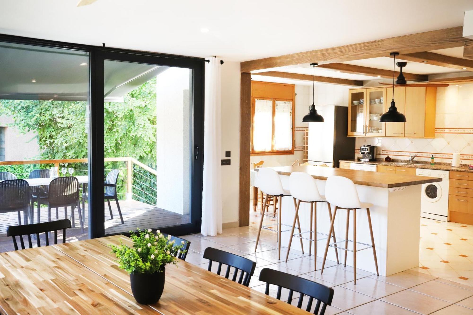 Villa San Lure Jaca Exterior photo