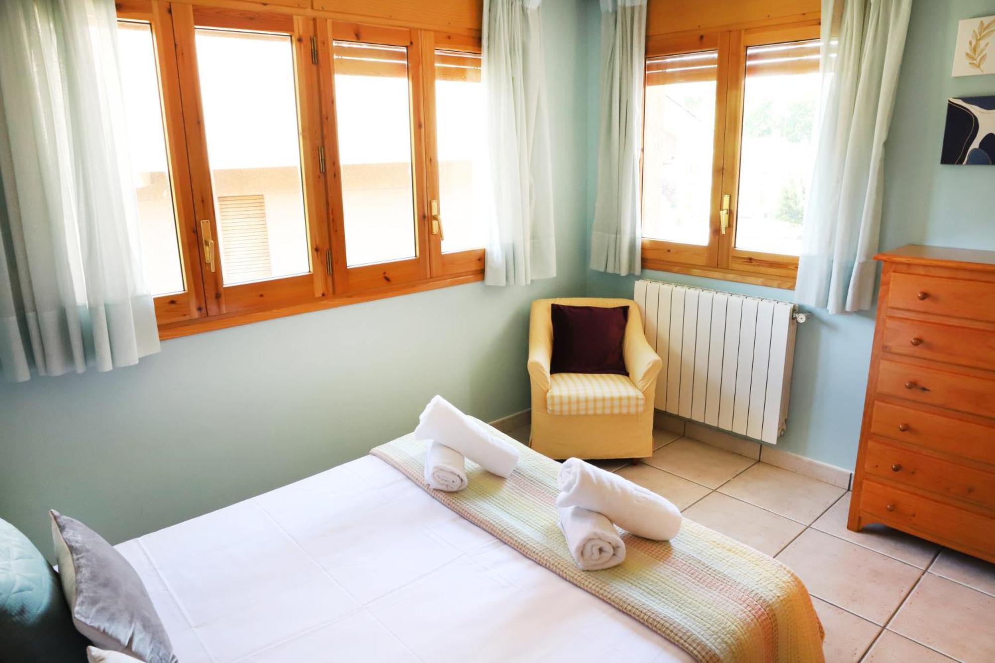 Villa San Lure Jaca Exterior photo